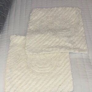 18" Ivory Boucle Accent Pillow Covers (2)